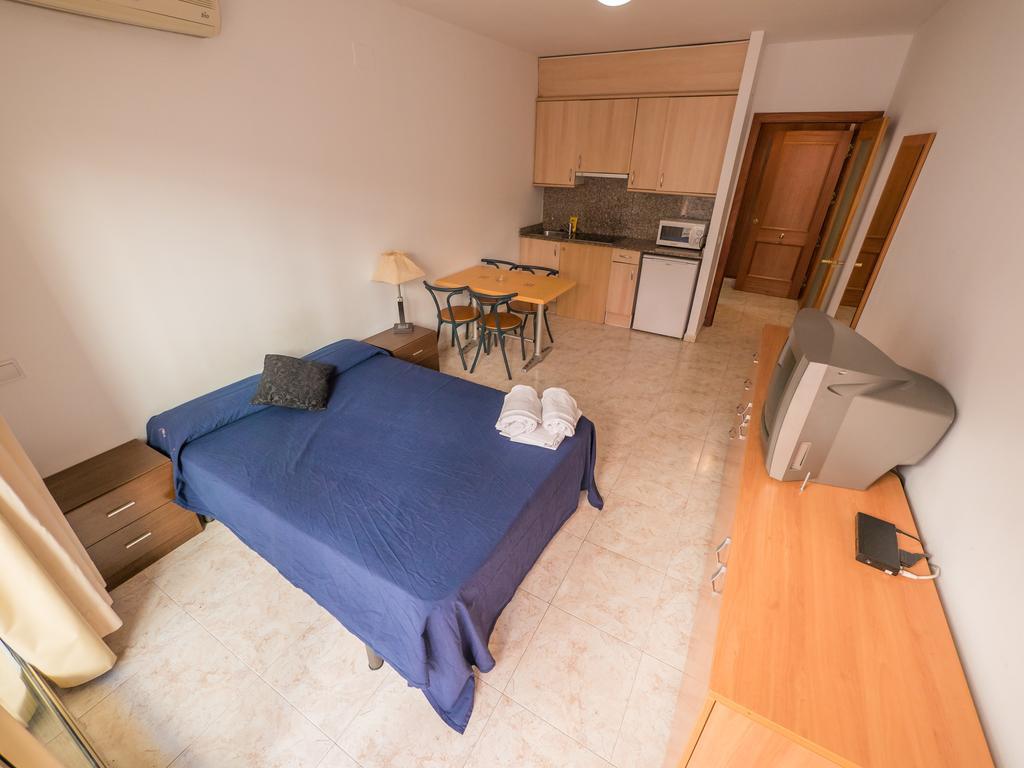 Apartaments Ar Easy Santa Anna II Лорет де Мар Екстериор снимка