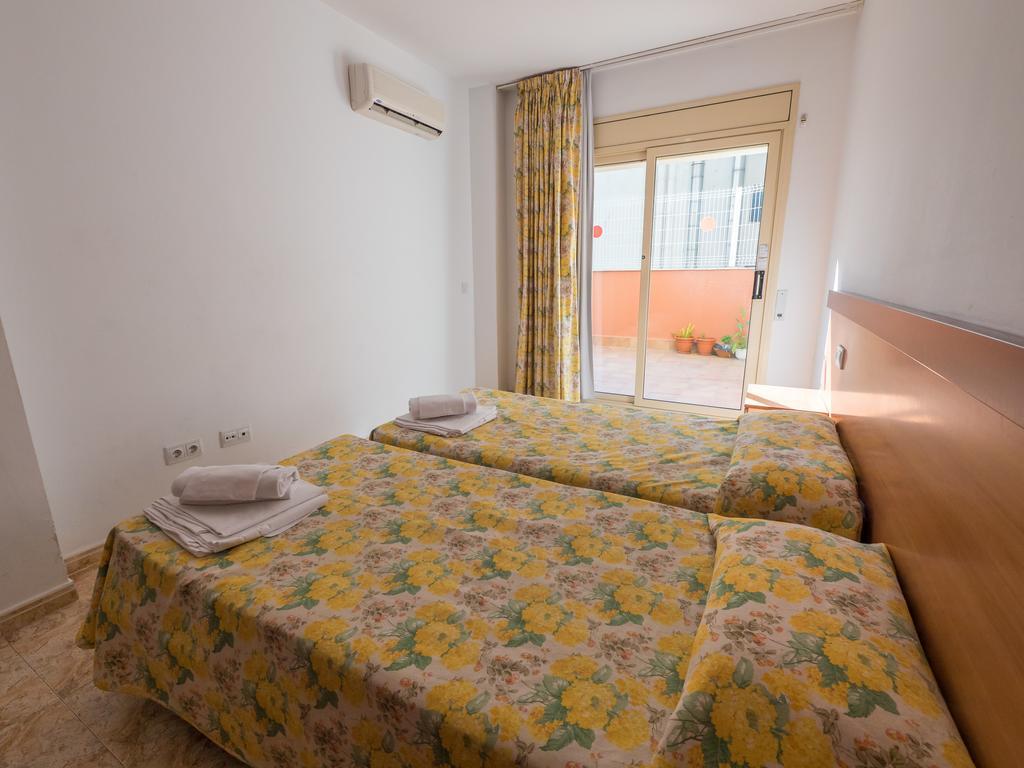 Apartaments Ar Easy Santa Anna II Лорет де Мар Екстериор снимка